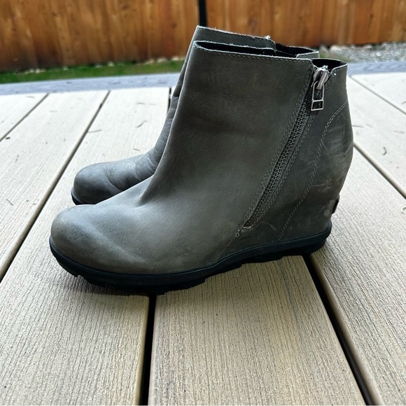Sorel Joan of Arctic II Zip Wedge Booties Gray Leather Upper Size 10 Women’s - Picture 4 of 12